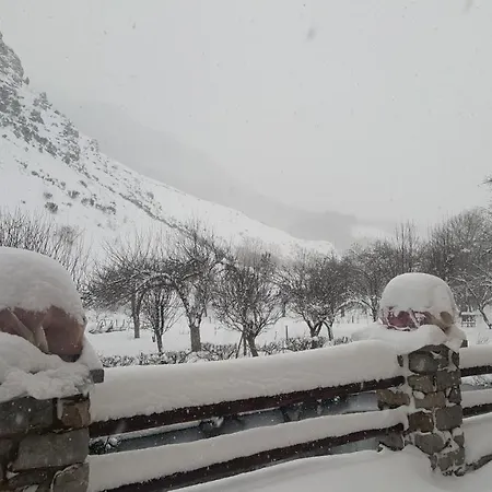 La Cuadra Сasa de vacaciones Cabornera