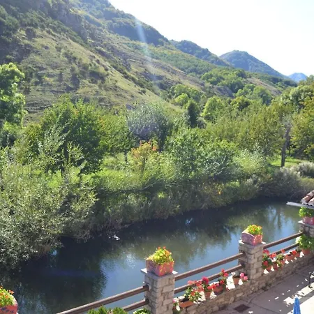 La Cuadra * Cabornera