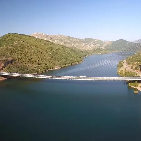 La Cuadra