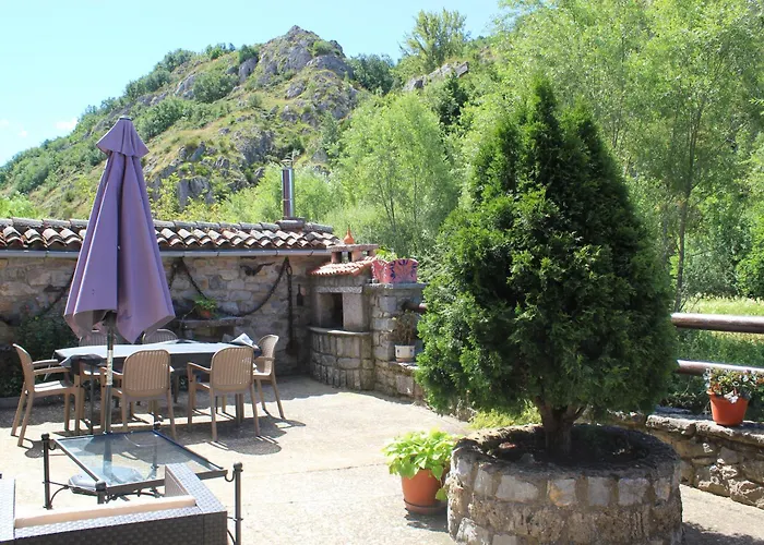 La Cuadra * Cabornera