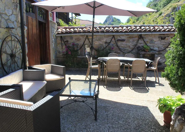 La Cuadra 펜션 Cabornera